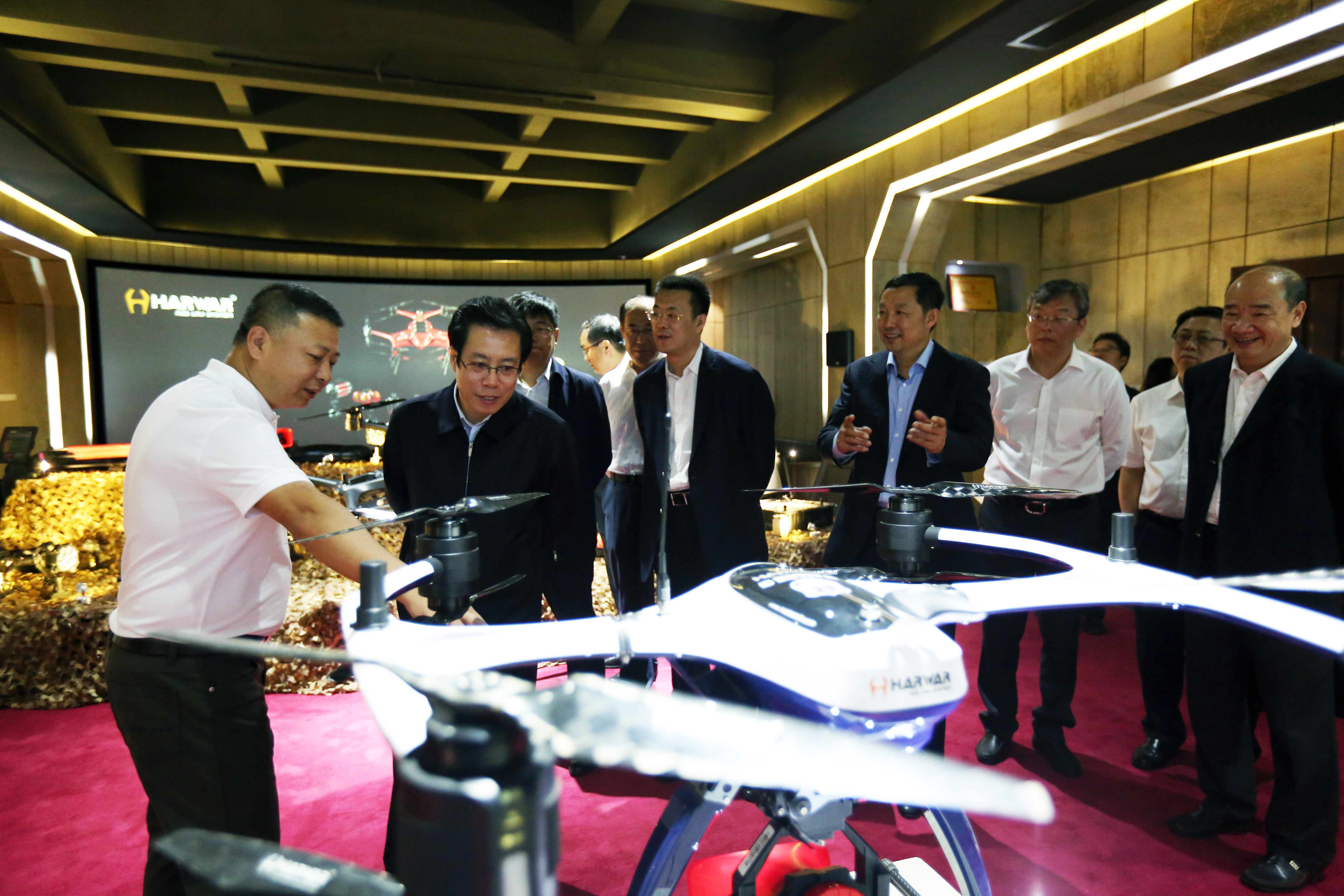 沈陽市市長姜有為等領導一行蒞臨哈瓦參觀考察